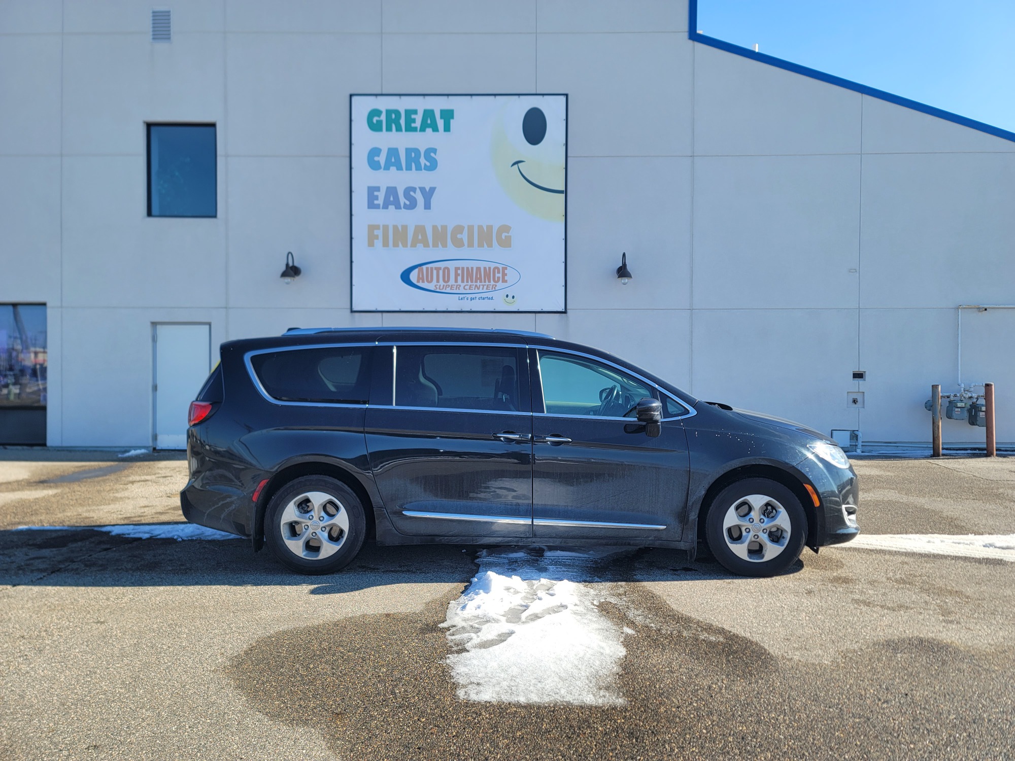 photo of 2017 Chrysler Pacifica Touring-L Plus